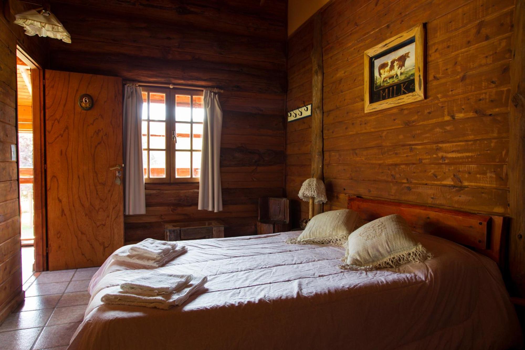 Morada Del Sol - Experiencia De Montana Villa El Bolson Room photo